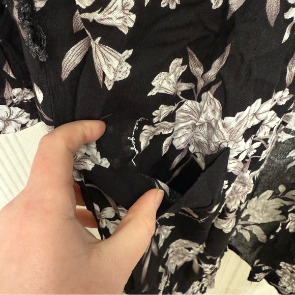 🌈5/$25 BUNDLE! Spiritual Gangster Maya Robe OS flawed - Picture 5 of 6